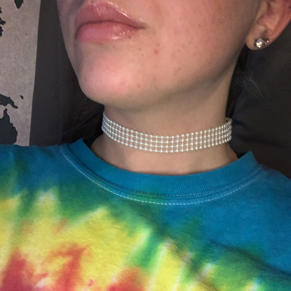 Faux Mini Pearl Choker